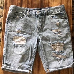 Aéropostale denim shorts. Mens size 31 waist.